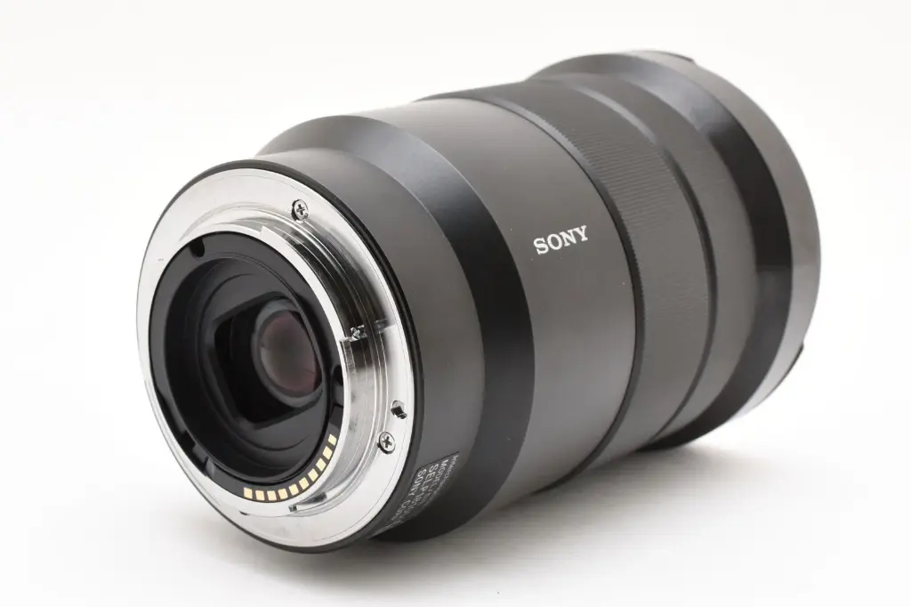 Sony E PZ 18-105mm f/4 G OSS APS-C Power Zoom Lens (SELP18105G)